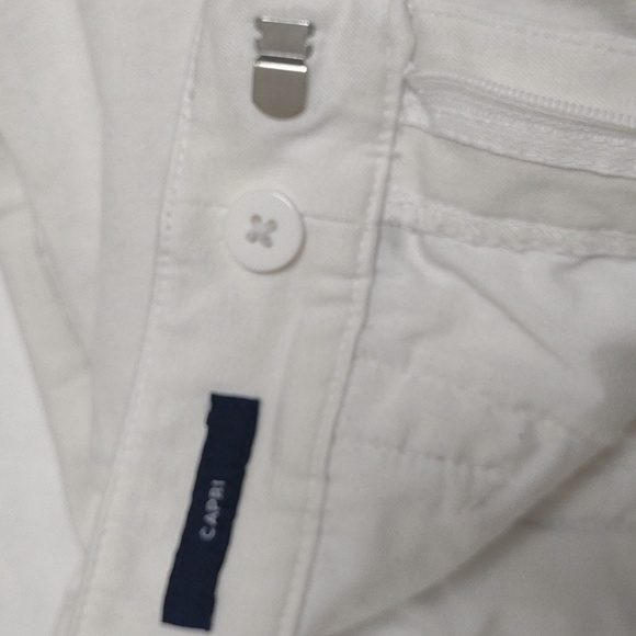 Chaps White Denim Capris, size 6 - Picture 6 of 9